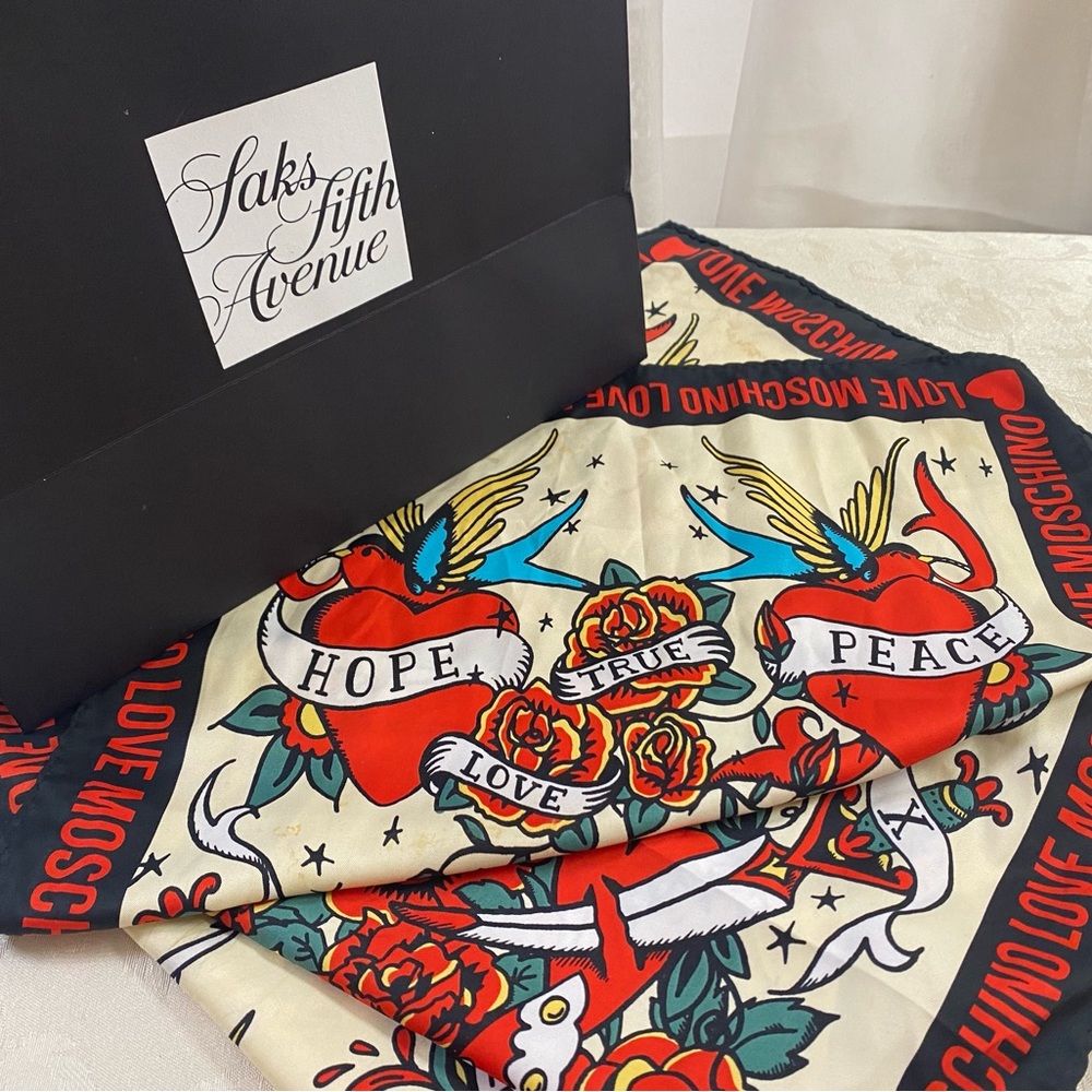 🆕 Love Moshino ❤️silk rectangular scarf ❤️
